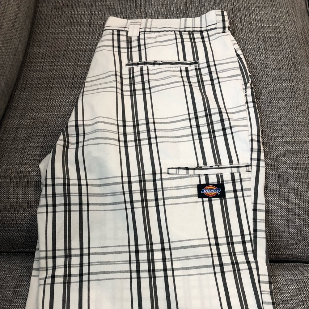 Dickies Men’s shorts, LN, size 36